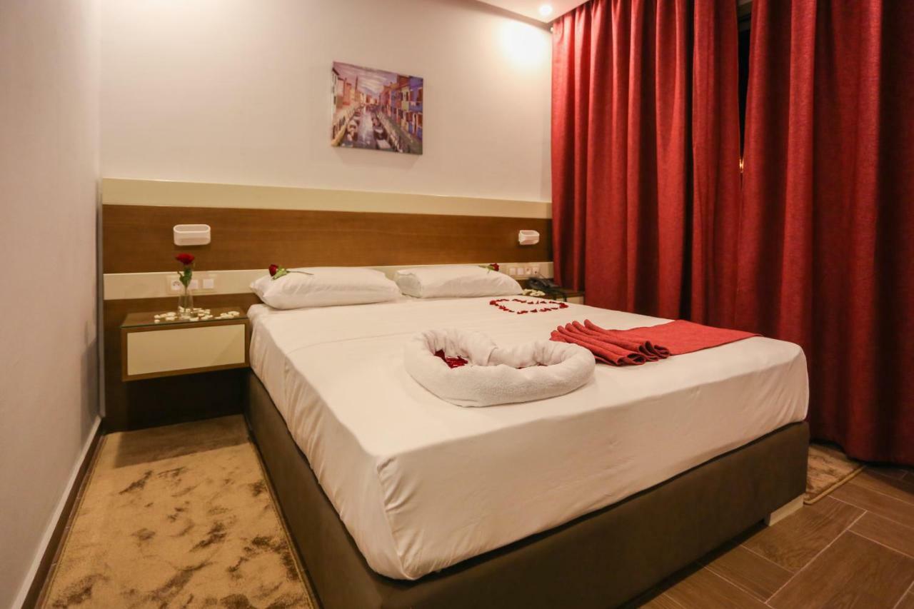 Hotel Makarim Tétouan Extérieur photo